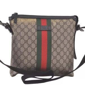 Authenticated Gucci Web Sherry Supreme Messenger Crossbody Bag  (**Has flaws**)